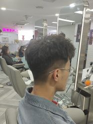 -米娜护肤造型