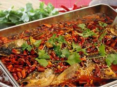 -愿者上钩·纸包鱼(翻身店)