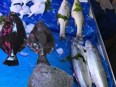 -老东镇啤酒屋海鲜加工·蒸汽海鲜·海鲜烧烤(台东店)