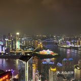 能拍到重庆你好的那边人简直多的不行