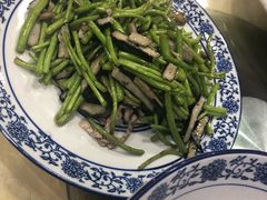 野芦蒿炒臭干-广迎居老正兴菜馆