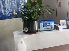 -丽辰酒店(深圳翻身地铁站店)