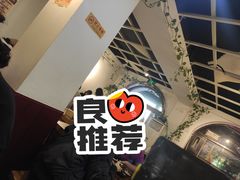 -丽虹云南过桥米线(兴工街店)