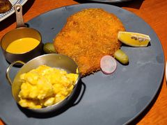 捷克香炸嫩猪排-布拉格餐厅· 中欧捷克菜(全国首店)