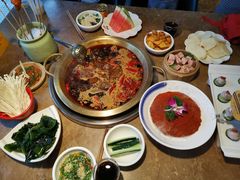 -潮火锅·麻辣牛肉火锅(观音桥方圆·LIVE店)
