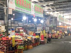 -上海龙吴水胜海发市场