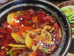 -有红鸡毛店·砂锅菜(抚琴夜市店)