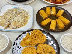 -品香菜馆(旗峰路中侨大厦店)