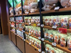 -三只松鼠(正弘城店)