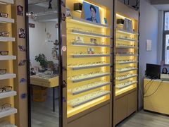 -康利眼镜·蔡司战略合作店(龙泉书房店)