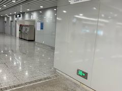 -蓝天路(地铁站)