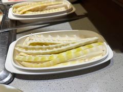 -海底捞火锅(新松江路生日主题店)
