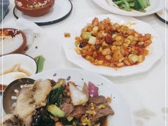 -鑫巴蜀小镇 · 水煮鱼专研店(玉桥店)