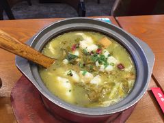 -周鱼小馆石锅酸菜鱼(活力汇店)