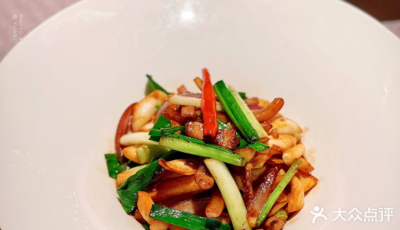 年夜饭餐厅已锁定🔒
