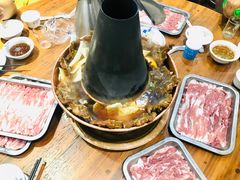 -老北京热气涮羊肉·小龙虾·烤鱼(呼玛路店)