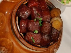 紫砂红烧肉-松鹤楼·非遗·苏帮菜(融科店)