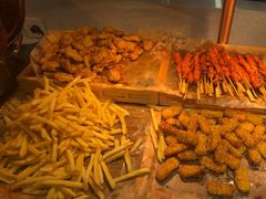 -四囍码头海鲜烧烤自助火锅(外滩南京东路悦荟广场店)