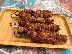 -乡村馕坑肉·烧烤·新疆菜·本地人更爱吃(阿勒泰首店)