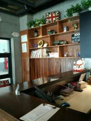 -PE SALON