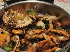 -七欣天香辣蟹火锅(闵行浦江欢乐颂店)