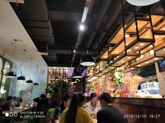 大堂-亚马逊环球美食百汇(新城吾悦广场店)