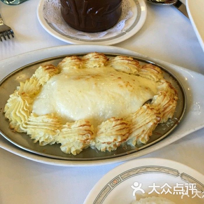 莫斯科餐厅莫斯科式奶油烤鲈鱼图片-北京俄罗斯菜-大众点评网