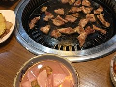 -豚豚猪村烤肉·韩国烤肉(总店)