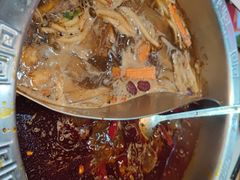 -憨铁匠老火锅(龙岗万科里店)
