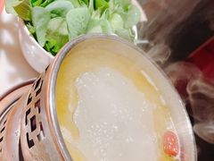 鸡汤煮鸡毛菜-初蓉丨遇见新川菜(亲贤街荣耀店)