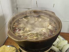 -威邵鸡煲(西华路总店)