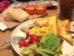 -必胜客(广渠路店)