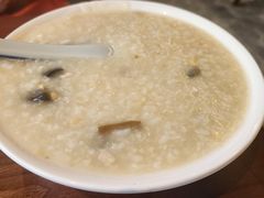 皮蛋瘦肉粥-琼海·狮椰美食楼
