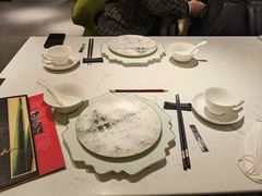 餐具摆设-闻见中国海南菜(K11店)