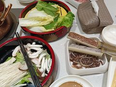 -小茉庐和牛自助火锅(龙湖万达店)