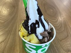 -同济大学本部学苑饮食广场