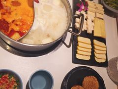 猪手鸳鸯锅-小街猪手(团结湖店)