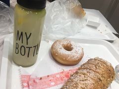 -面包新语(龙湖·西宸天街店)
