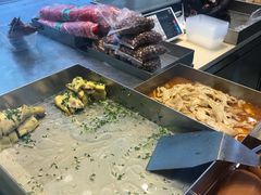 -狗撵鸭(泰山公寓店)