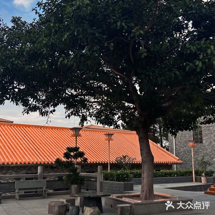 厦门旅行|"拜拜"仙岳山土地公99求姻缘事业