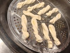 -小媳妇铁锅炖(安华街店)