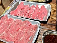 云南每日空运匙柄牛肉-麒麟风烤牛肉·云南烧烤小排档(丹凤街店)