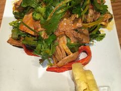 -云海肴·汽锅鸡·云南菜(天山百盛优客店)