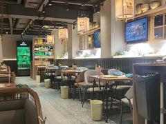 -街角等你.大连海鲜烧烤.经典铁板海鲜串(西安路店)