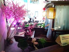 -韵秋荷(宝山龙湖天街店)