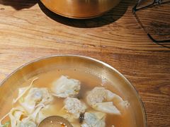 -荣记歡喜·馄饨铺(开发区振华购物中心店)