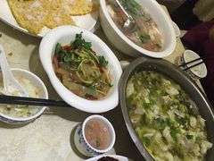 -金良酸菜鱼(宁海路总店)