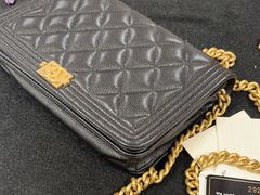 -用真奢侈品名表名包回收中心(朝阳万达店)
