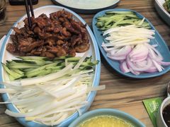 -合合春饼·酱骨·东北菜(潘家园店)