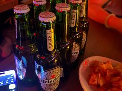 -FOUR PLAY BAR